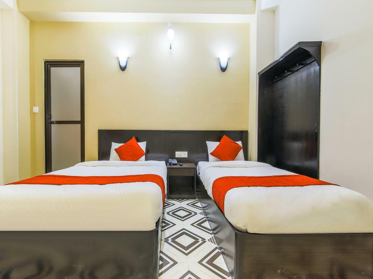 Oyo 315 Aadarsha Inn Rummindei Exterior foto